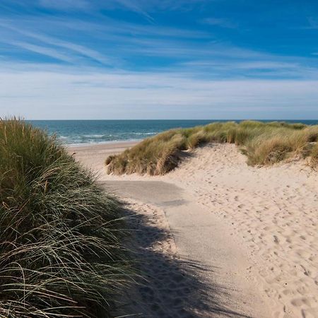Sunny Studio - Only 5-Min Walk To Sea & Dunes Wijk aan Zee Exterior foto